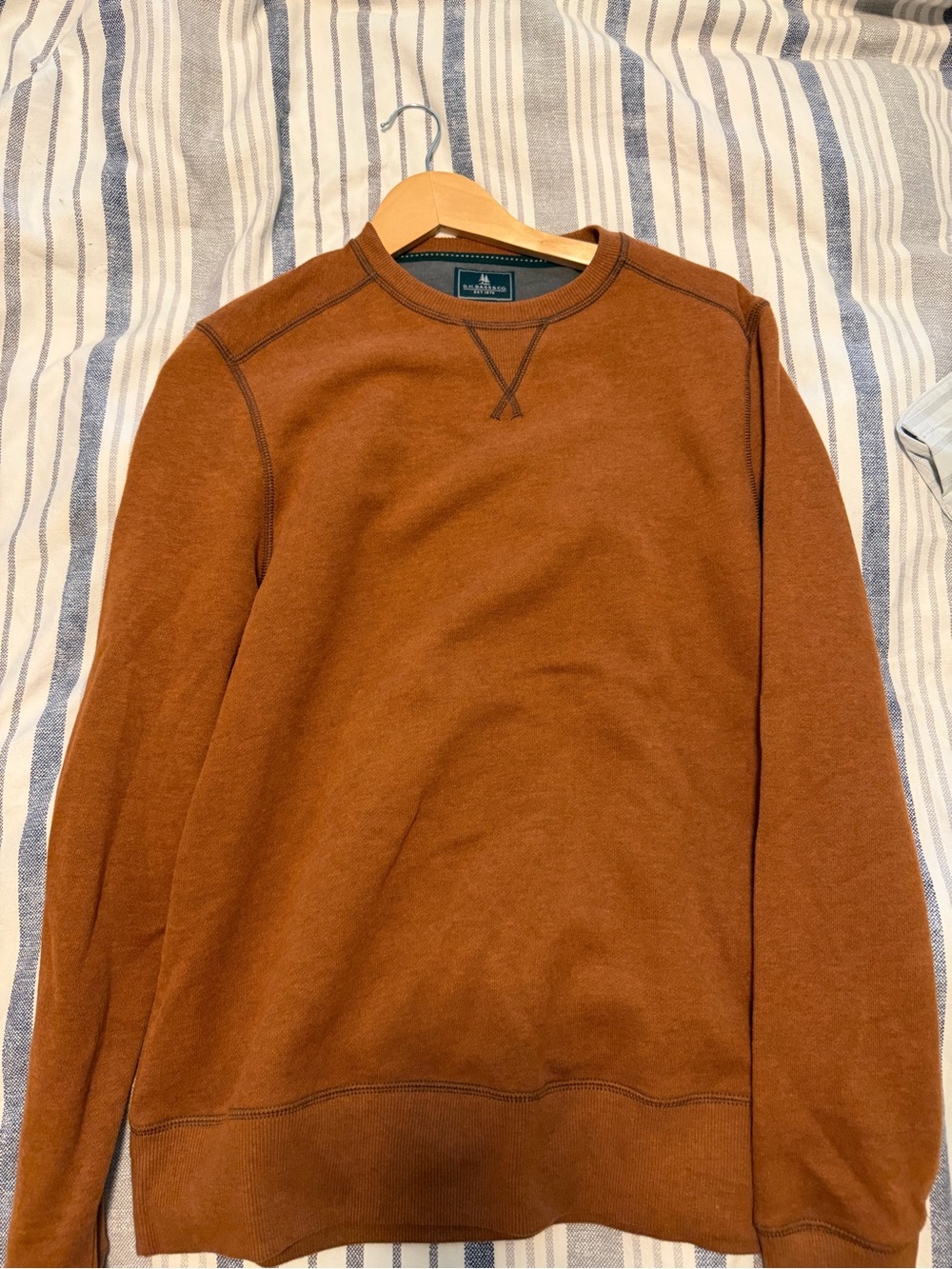 Classic Men’s Crewneck Sweatshirt in Burnt Orange
